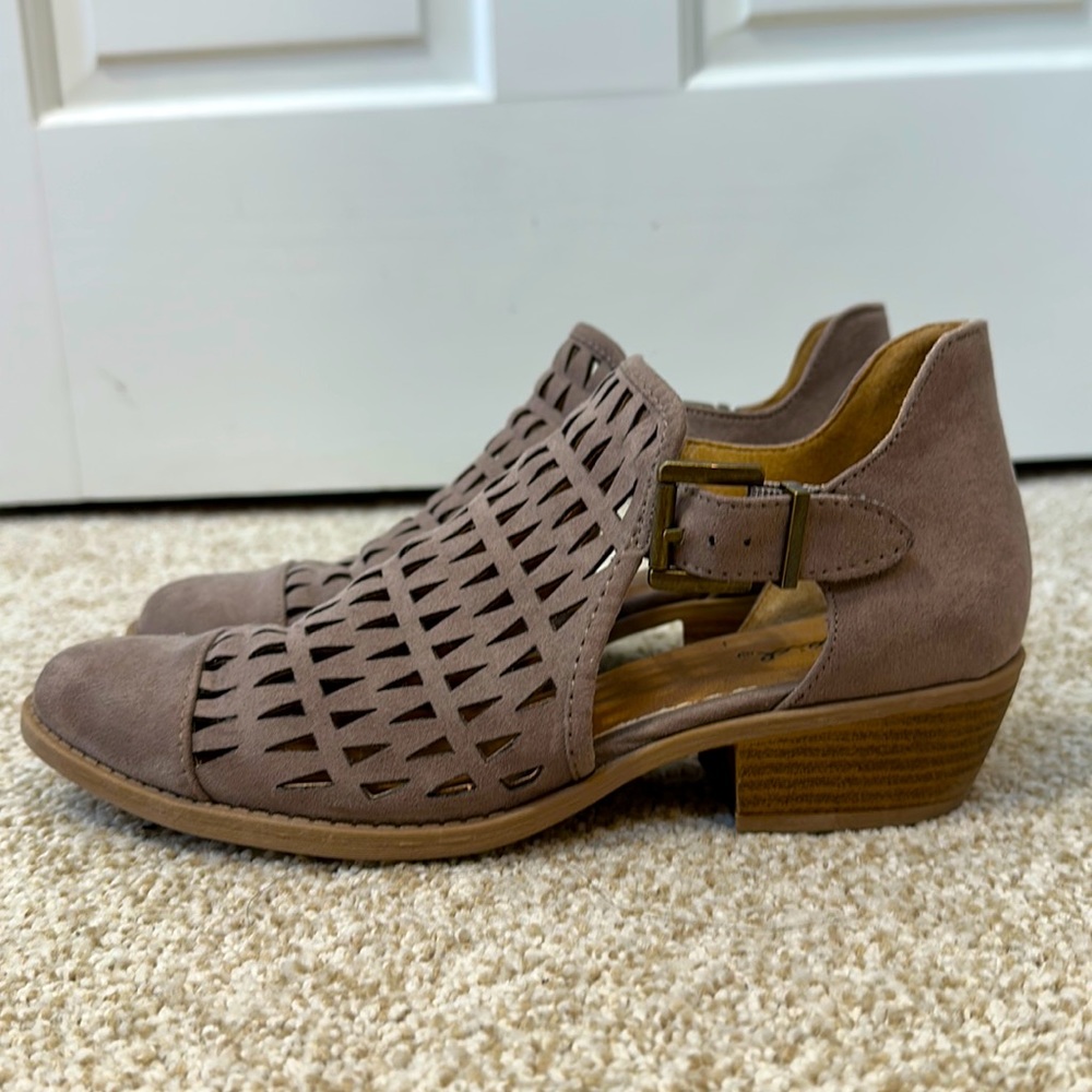 women’s booties